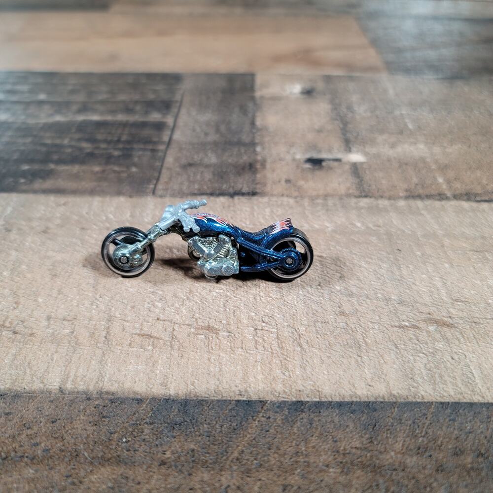 Hot Wheels Blast Lane Custom Chopper Motorcycle Diecast